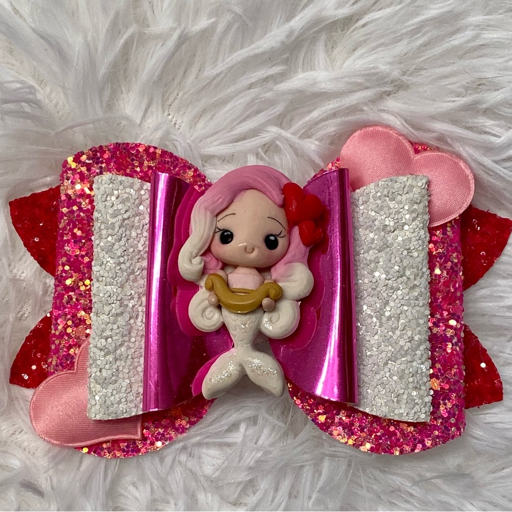 Mermaid Heart Bow